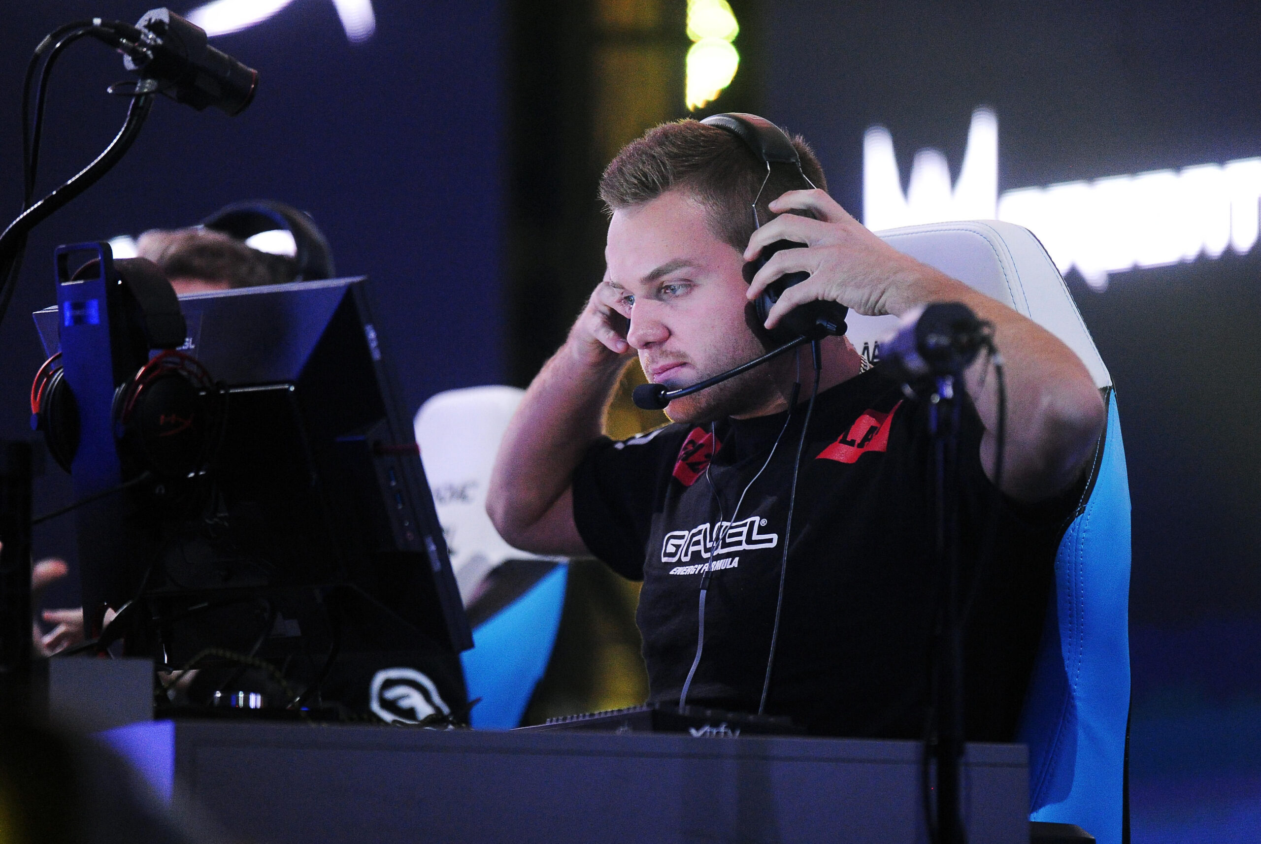 Nikola NiKo Kovac playing CS2 on a tournament